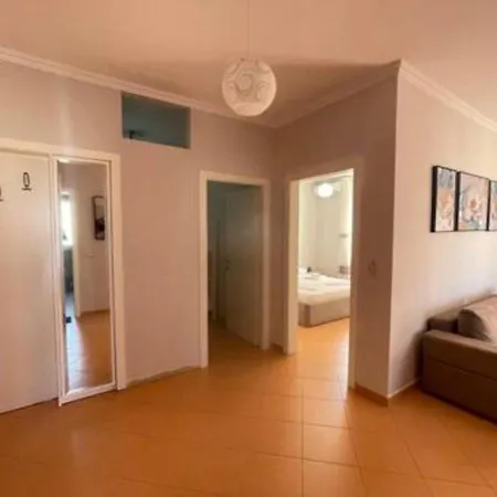 Jico Travel - Ornela Apartamento