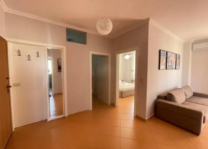 Jico Travel - Ornela Apartment