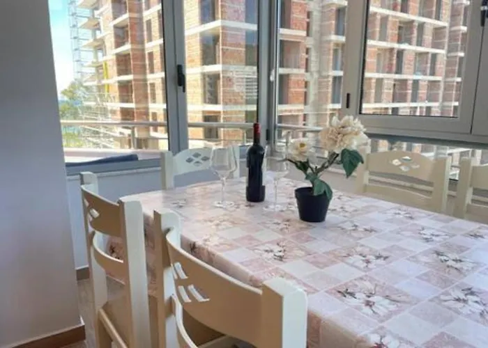 Jico Travel - Ornela Appartement *